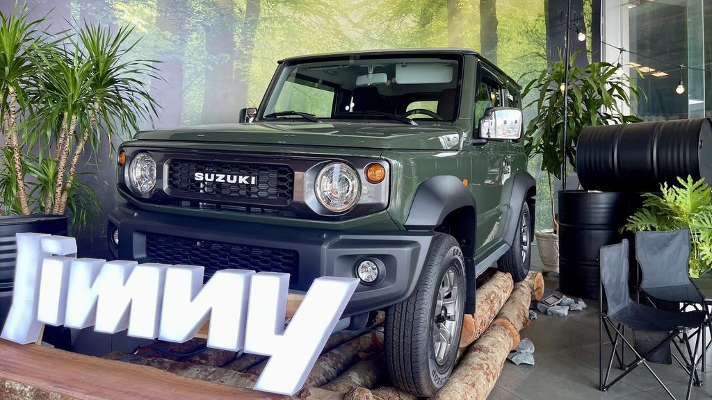 Suzuki Jimny giảm giá lên đến 80 triệu đồng vẫn vắng khách - 2