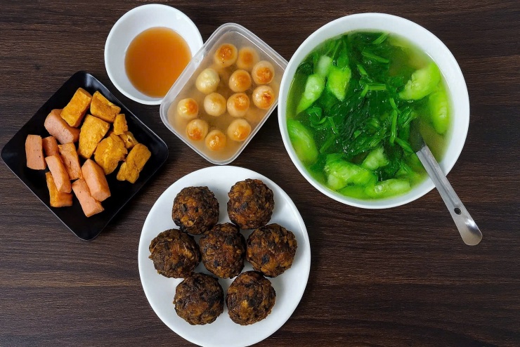 Bữa cơm mùa thu dễ ăn, hao cơm.