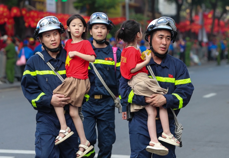 Những "Khối không tên" thầm lặng phục vụ Đại lễ Quốc khánh 2-9 - 2
