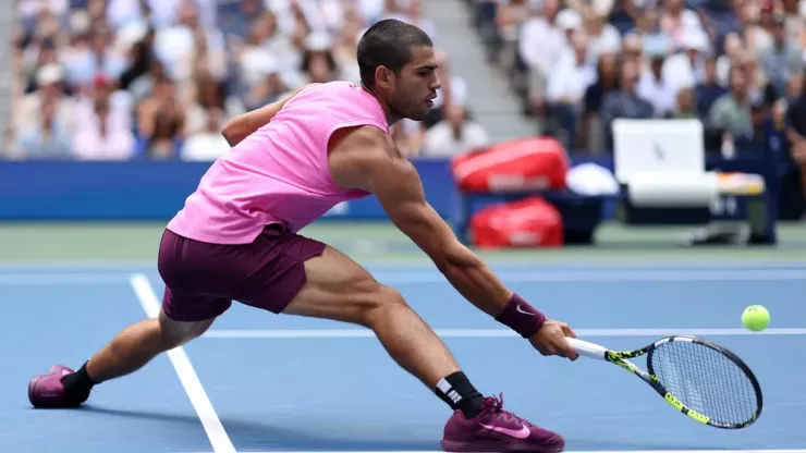 Mái tóc húi trọc của Alcaraz từng là đề tài bán tán ở Mỹ mở rộng. Ảnh: ATP