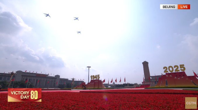 Lễ duyệt binh lớn ở Trung Quốc - 3