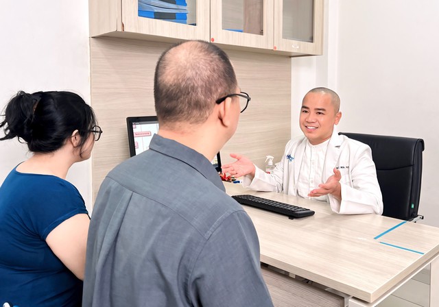Massage trá hình tiềm ẩn nhiều hậu quả nặng nề đối với sức khỏe sinh dục nam giới.