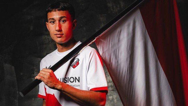 Miliano Jonathans là cầu thủ gốc Hà Lan thứ 19 nhập tịch Indonesia trong gần 3 năm qua