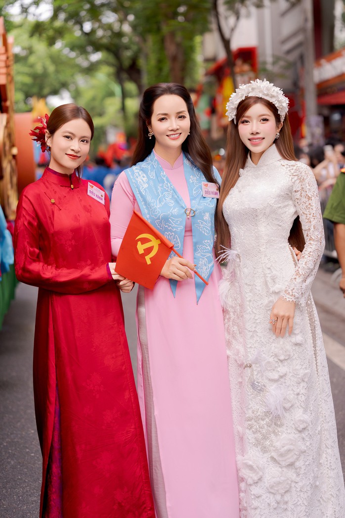 Trang Pháp một năm trưởng thành