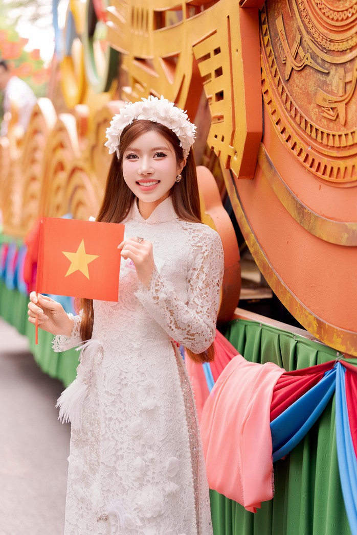 Trang Pháp một năm trưởng thành