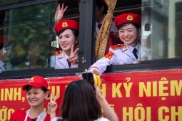 Tin tức trong ngày - Các chiến sĩ quân đội diễu binh hoàn thành nhiệm vụ, trở về đơn vị