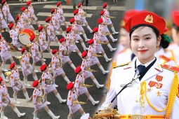 Bạn trẻ - Cuộc sống - Chiến sĩ xinh đẹp khối Quân nhạc là TikToker nổi tiếng