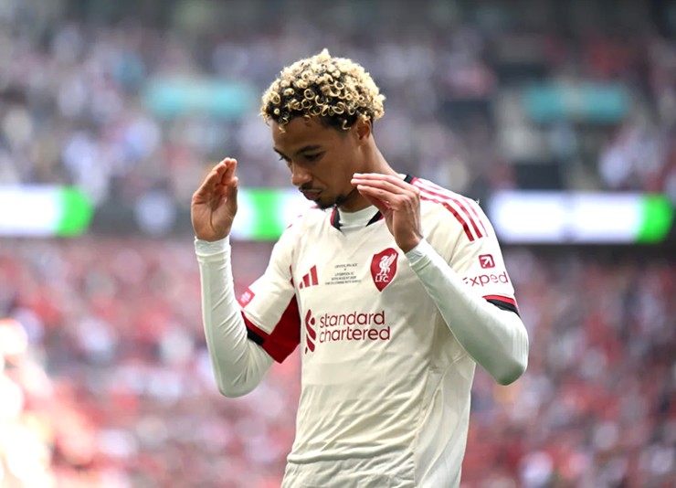 Ekitike xứng đáng có một vị trí chính thức trên hàng công của Liverpool