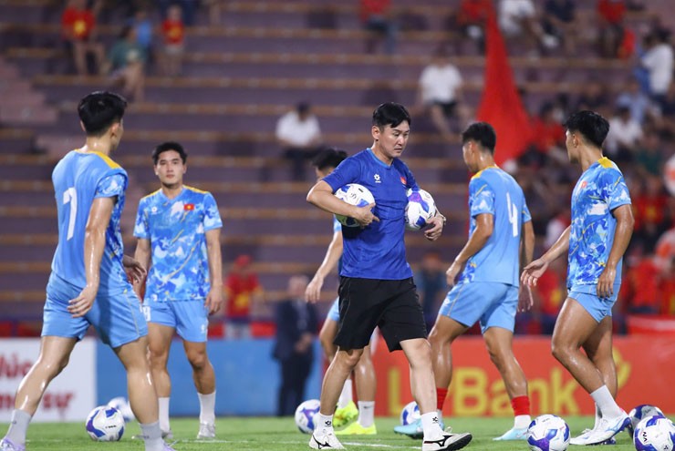 Trực tiếp bóng đá U23 Việt Nam - U23 Bangladesh: Bỏ lỡ cơ hội ghi bàn thứ 3 (U23 châu Á) (Hết giờ) - 10