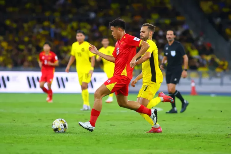 Đội tuyển Việt Nam sau trận thua Malaysia 0-4 sẽ quyết tâm trở lại ở đấu trường châu Á tháng 10. Ảnh: CCT.