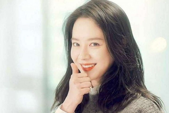 3 triết lý dưỡng da giúp Song Ji Hyo trẻ đẹp ở tuổi 44