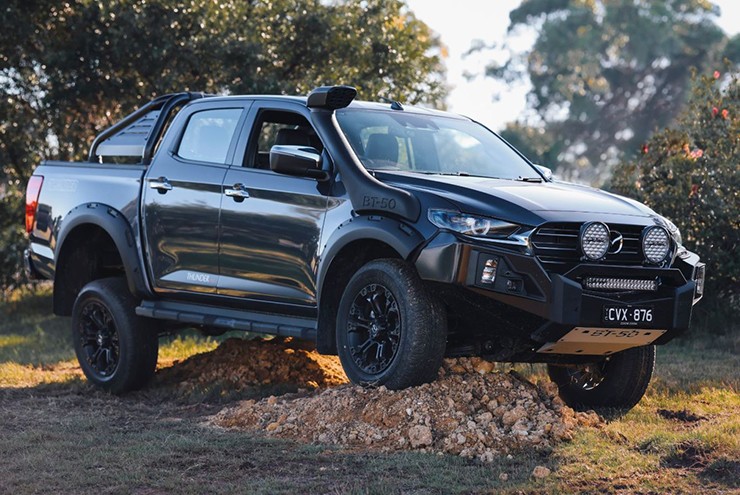 Xe bán tải Mazda BT-50 vẫn lựa chọn động cơ dầu trong thời gian tới