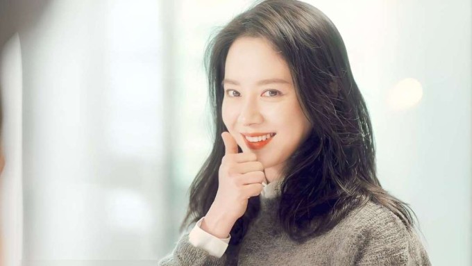 3 triết lý dưỡng da giúp Song Ji Hyo trẻ đẹp ở tuổi 44 - 3