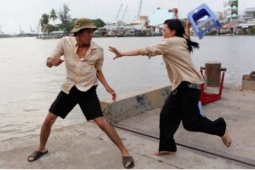 Tin tức trong ngày - Từ hôm nay, công an xã sẽ thực hiện giám sát người có hành vi bạo lực gia đình