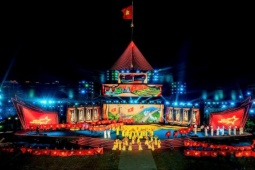 Truyền tình yêu nước cho giới trẻ qua những Concert Quốc gia