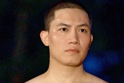 Anh Tú, Bình An và loạt sao nam cởi áo khoe body trong 'Sao nhập ngũ' 2025