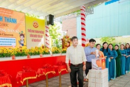 Ngành GD-ĐT TP HCM không nhận hoa chúc mừng ngày khai giảng dưới mọi hình thức