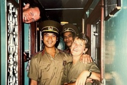 Hơn 30 năm du lịch Việt đổi thay trong mắt khách Tây