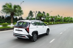 Giá xe Hyundai Stargazer lăn bánh kèm ưu đãi tháng 9/2025