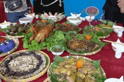 Ẩm thực - Mâm cỗ Tết tháng 7 âm ở Tây Bắc đầy đặc sản lạ, khách mê nhất một món