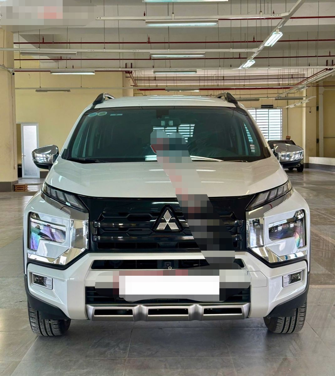 Mitsubishi Xpander 2025 rục rịch về Việt Nam, giá xe cũ ra sao? - 4