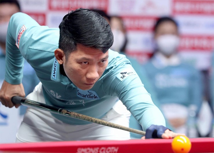 Ngô Đình Nại thắng áp đảo để đi tiếp