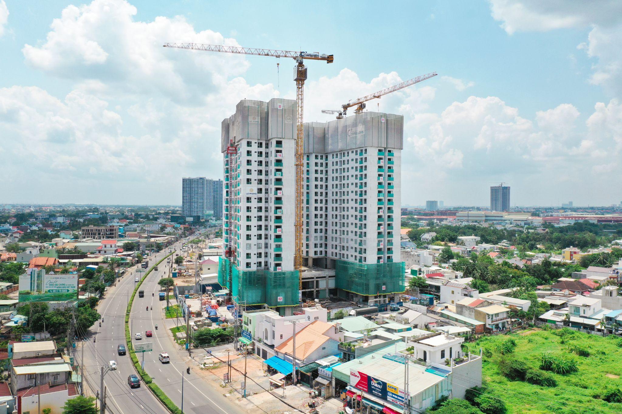 The Emerald 68 là ngôi sao về tiến độ trên trục Quốc lộ 13 khi đến đầu tháng 9/2025, Coteccons đã xây 26/39 tầng, vượt tiến độ lên đến hơn 60 ngày.