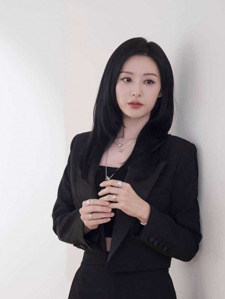 Sau thành công vang dội của Queen of Tears, Kim Ji Won được khán giả ưu ái gọi là 'Nữ hoàng nước mắt' thế hệ mới của màn ảnh Hàn.