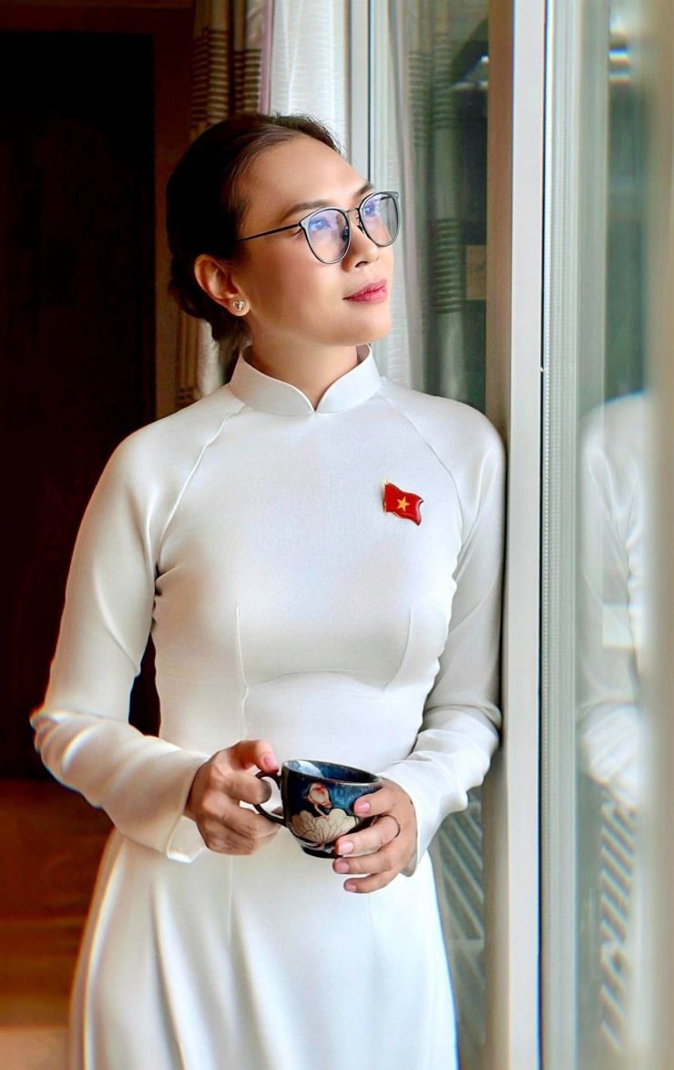 Hình ảnh mới nhất của NSND Công Lý sau cấp cứu, Mỹ Tâm nói cần cố gắng hơn nữa - 1