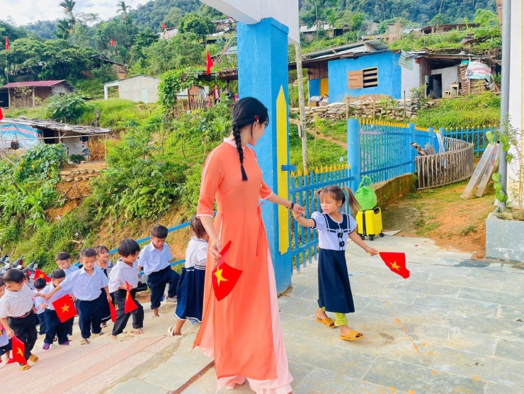 Hân hoan cùng chào đón năm học mới.