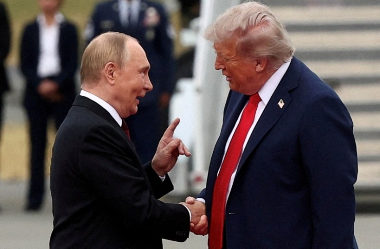 Tổng thống Nga Vladimir Putin (trái) có thể sẽ sớm gặp lại Tổng thống Mỹ Donald Trump. 