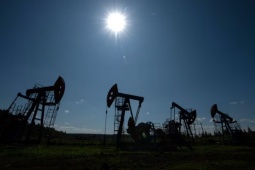 Kinh doanh - Ông Trump thúc giục châu Âu ngừng mua dầu Nga và gia tăng sức ép với Trung Quốc