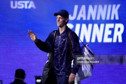 Thể thao - Số 1 thế giới Sinner bị fan móc túi ở US Open, lo ngại về an ninh lỏng lẻo