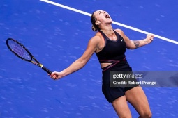 Rực lửa bán kết US Open: Sabalenka ngược dòng đẳng cấp, Osaka lỡ hẹn chung kết