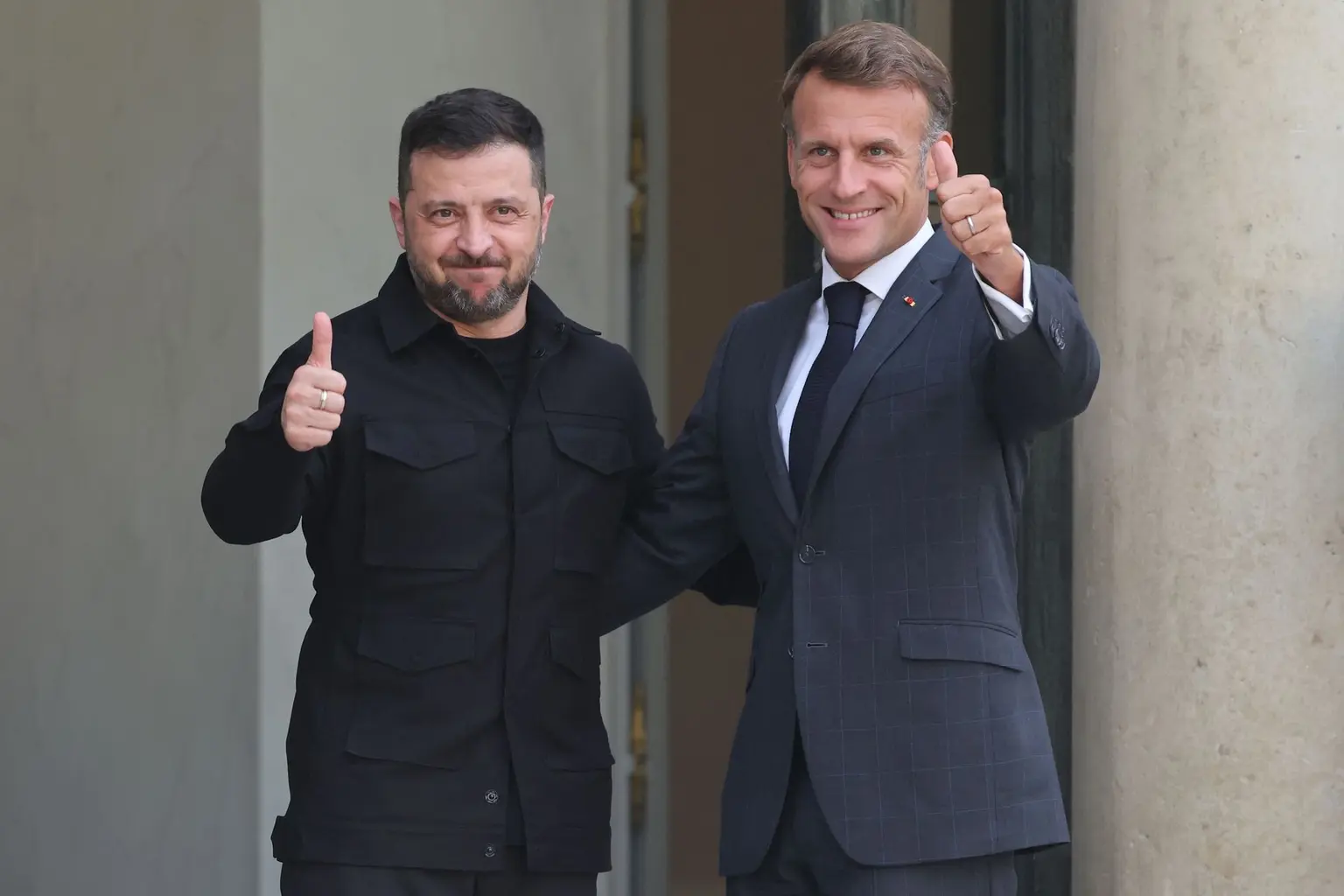 Tổng thống Pháp Emmanuel Macron gặp ông Zelensky ở Paris vào ngày 3/9/2025. Ảnh: AFP.