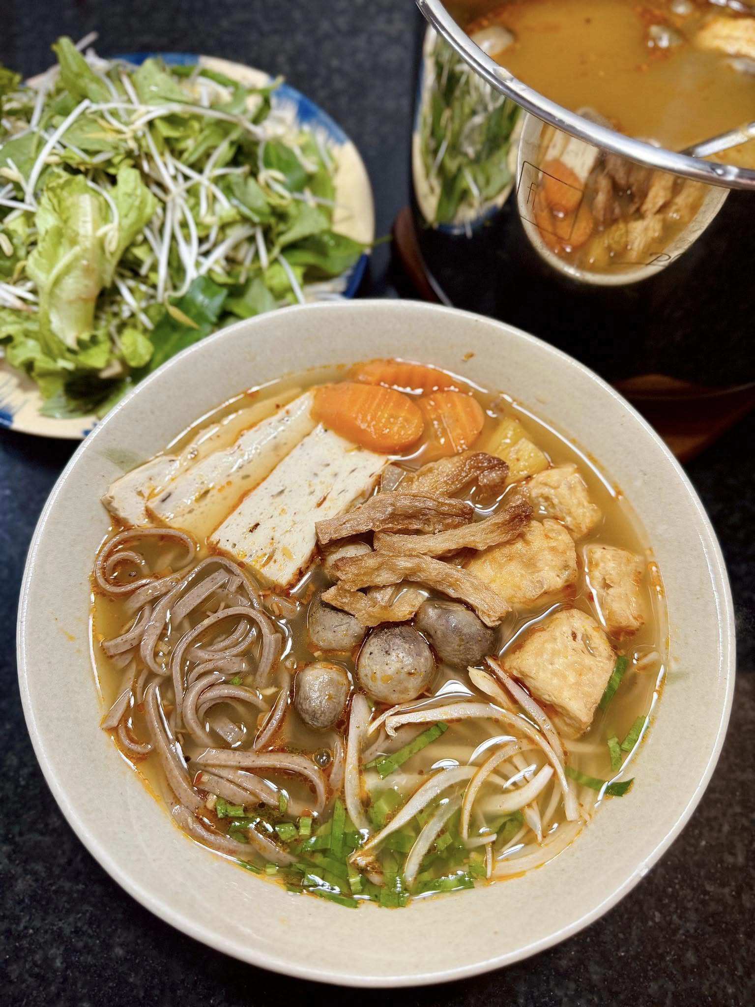 Bún Huế chay&nbsp;