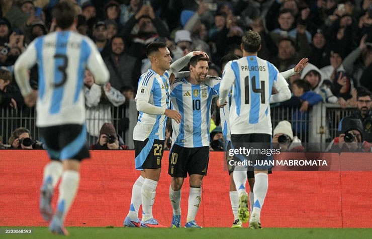 Messi phô diễn đẳng cấp cao