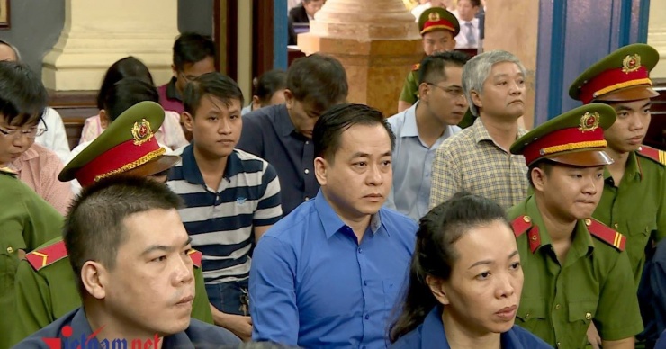 Vũ “nhôm” lĩnh án 8 năm tù vì "Vô ý làm lộ bí mật Nhà nước".&nbsp;