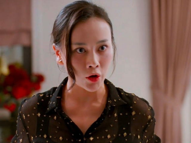 Phương Oanh diện áo tự thiết kế ba năm trước lên phim