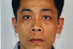 An ninh - Xã hội - Đặc điểm nhận dạng kẻ chém người, mang súng kíp bỏ trốn ở Tuyên Quang