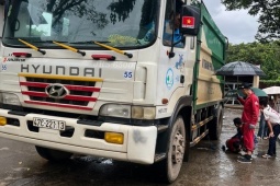 Tin tức trong ngày - Xe thu gom rác tông chết học sinh lớp 6 trong trường học