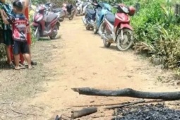 An ninh - Xã hội - Vợ phát hiện chồng bị chết cháy trên đường