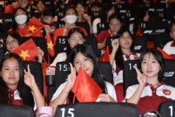 Phim "Mưa Đỏ" trở thành "tiết học lịch sử" sống động