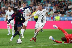 Bóng đá - Video bóng đá Slovenia - Thụy Điển: Vỡ òa phút 90, Sesko không cho Gyokeres ăn mừng (Vòng loại World Cup)