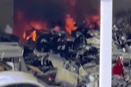 Tin tức trong ngày - Hủy đấu giá 2.249 phương tiện tang vật sau vụ cháy 500 xe máy dưới gầm cầu Vĩnh Tuy