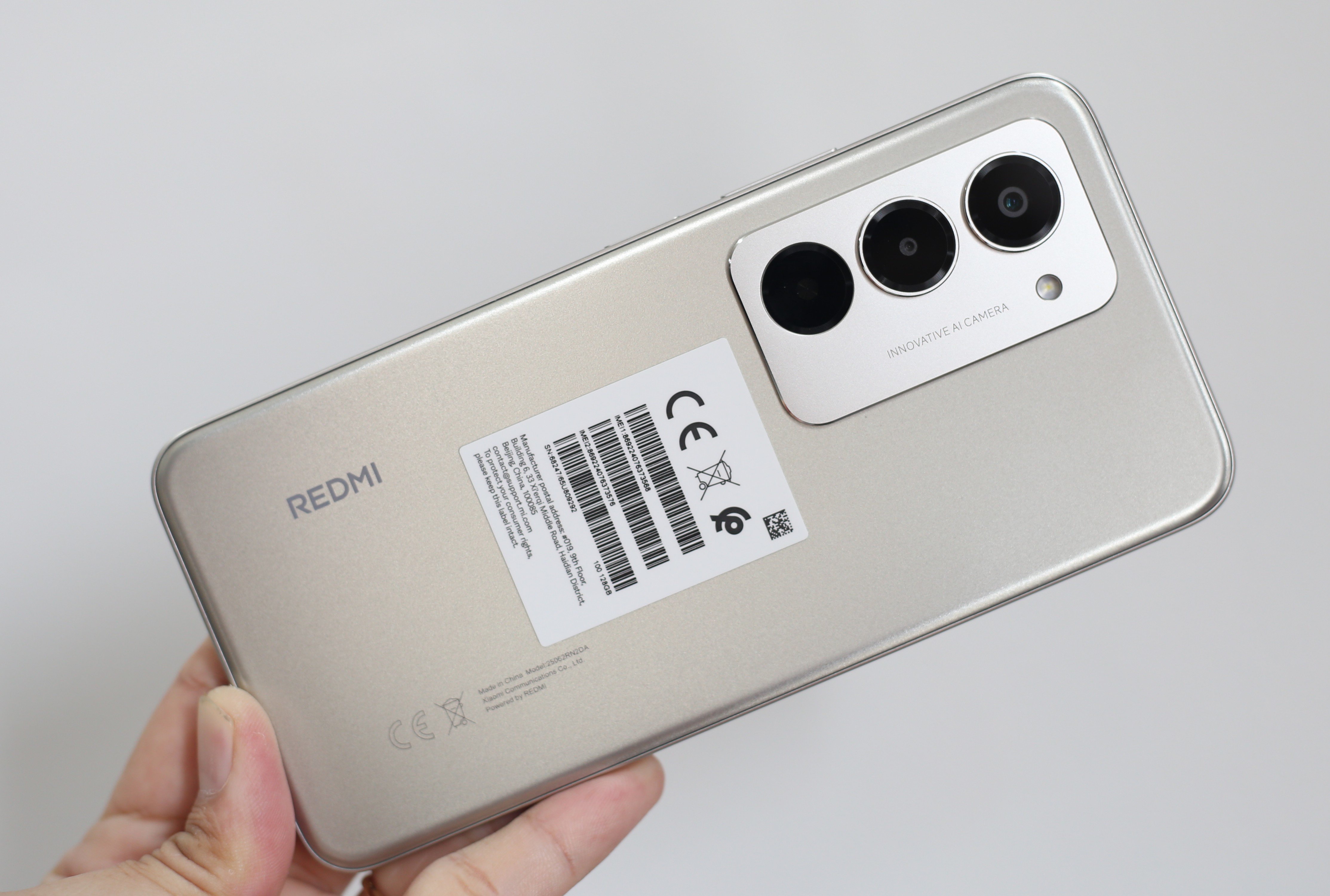 Hình ảnh thực tế một vài góc cạnh&nbsp;Redmi 15.