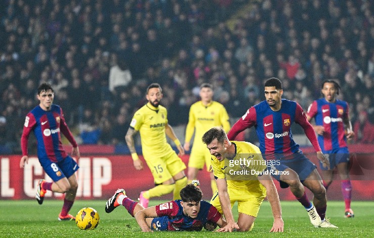 HLV Flick loay hoay tìm bộ đôi thép cho hàng phòng ngự