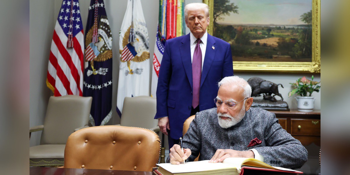 Ông Trump và ông Modi trong một cuộc gặp tại Nhà Trắng (ảnh: Reuters)