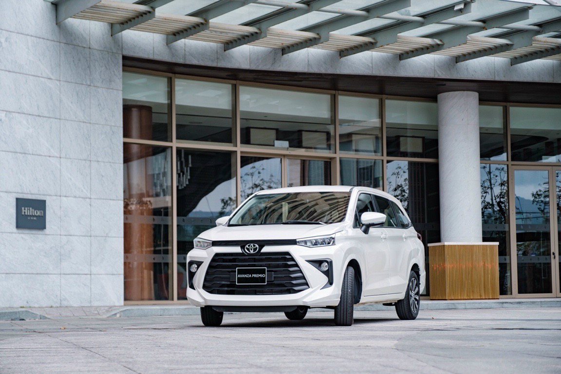 Chọn MPV 7 chỗ xanh: Veloz Cross, Stargazer Hay XL7 Hybrid? - 5