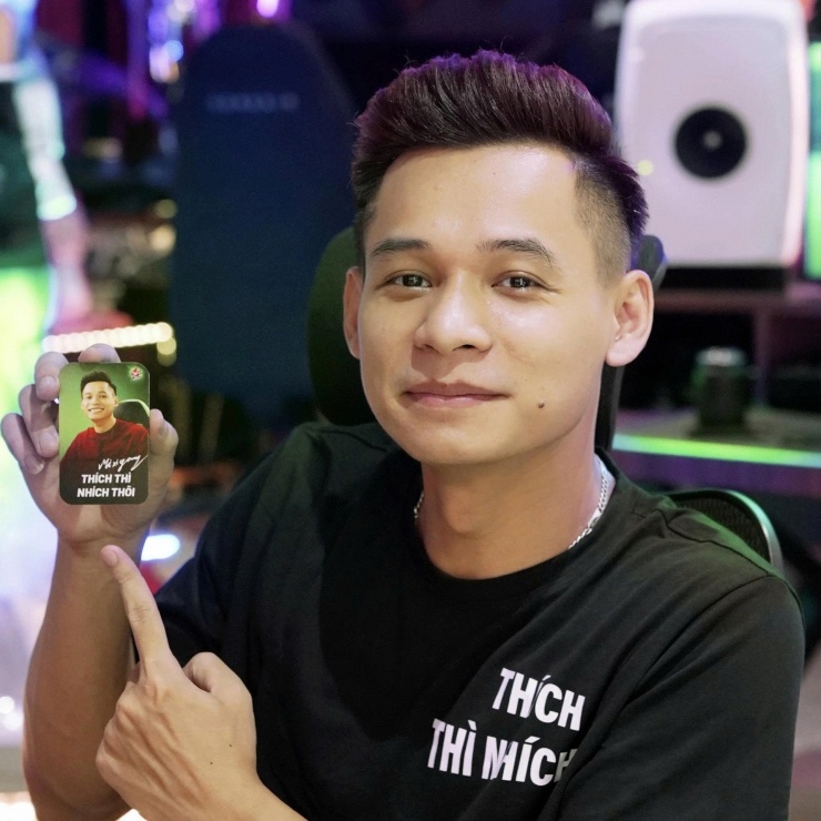 Streamer Độ Mixi. Ảnh: FBNV